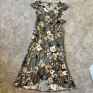 Band of Gypsies Olive Floral Maxi Dress